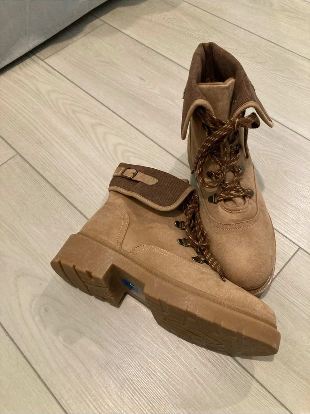 Jellypop Suede-like Lace-Up Boots  Wmn’s Sz 10